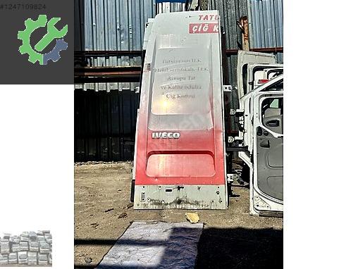 İVECO DAİLY PANELVAN SOL BAGAJ KAPAGI
