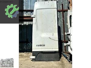 İVECO DAİLY SOL BAGAJ KAPAGI (yeni model)
