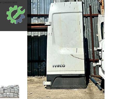 İVECO DAİLY SOL BAGAJ KAPAGI (yeni model)