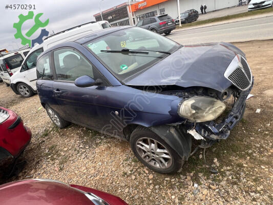 Lancia Ypsilon Panjur çıkma parça