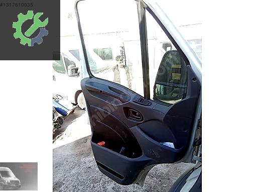 IVECO 75 Sağ Kapı çıkma parça - TİCARİ OTO İstanbul