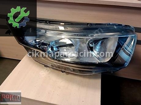 IVECO 75 Sağ Ön Far çıkma parça