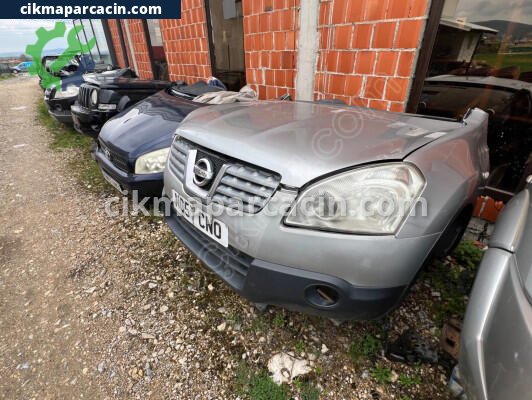 Nissan Qashqai Far çıkma parça