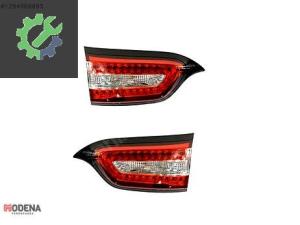 JEEP CHEROKEE 2015- STOP LAMBASI İÇ (SET) SIFIR 68330344AA/45AA