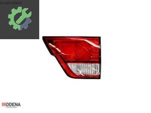 JEEP GRAND CHEROKEE 2011- İÇ STOP LAMBASI SAĞ SIFIR 57010274AF