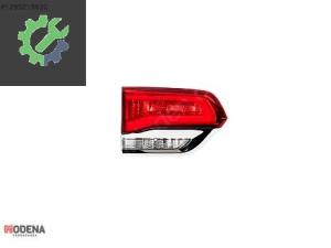 JEEP GRAND CHEROKEE 2014- İÇ STOP LAMBASI SAĞ SIFIR 68110046AD