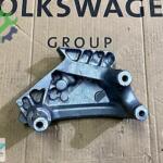 Volkswagen Jetta Sıfır Motor Takozu & Kulağı 04L199207