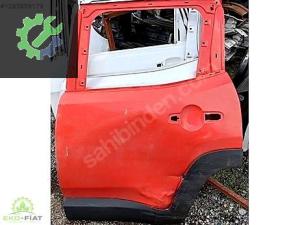 Jeep Renegade Sol Arka Kapı (5. Adet)