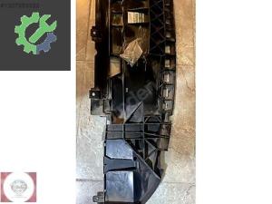 KANGO 3 CITAN ÖN TAMPON ALT MUHAFAZA BAKALİTİ MAİS 8200658885