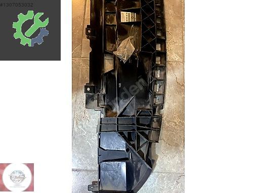 KANGO 3 CITAN ÖN TAMPON ALT MUHAFAZA BAKALİTİ MAİS 8200658885