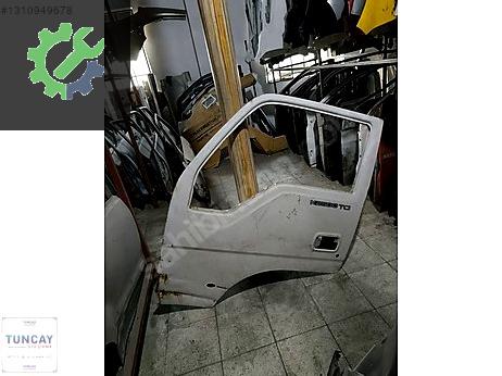 Kia Bongo Kapı (Ön Sol) çıkma parça