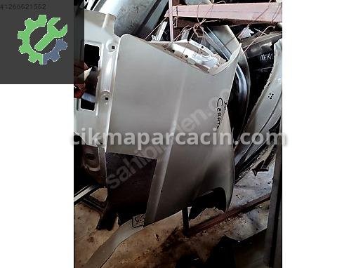 Kia Cerato Sağ Arka Çamurluk çıkma parça