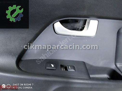 Kia Sportage Kapı Döşemesi çıkma parça