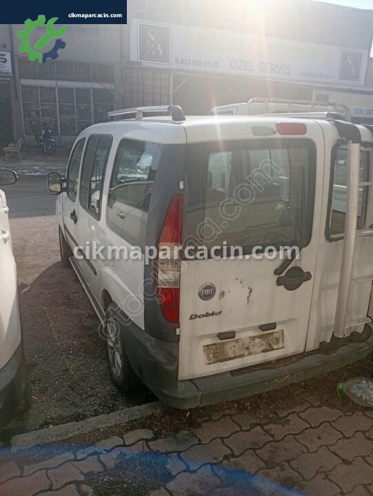 Fiat Doblo Sağ Ön Kapı çıkma parça