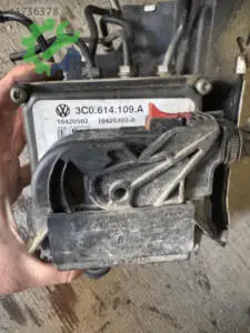 Volkswagen Passat 2005-2013 Çıkma ABS Beyni 3C0614109A