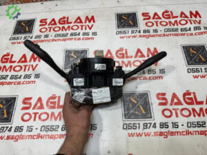 Silecek Kolu Audi A3 Çıkma 8P0907137BA