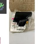 LAGUNA 2 SOL ARKA TAMPON BAĞLANTI PARÇASI MAİS 7700822117