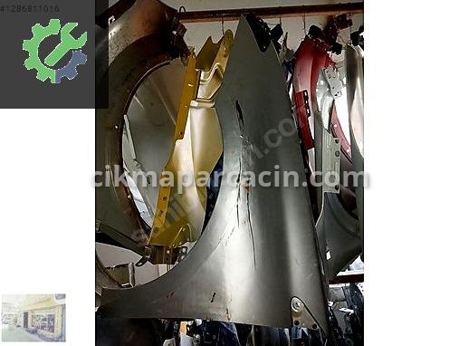 Renault Laguna Çamurluk çıkma parça