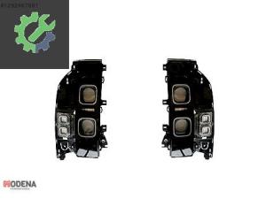 LAND ROVER DEFENDER 2020- ARKA STOP TAKIMI (SİYAH) SIFIR