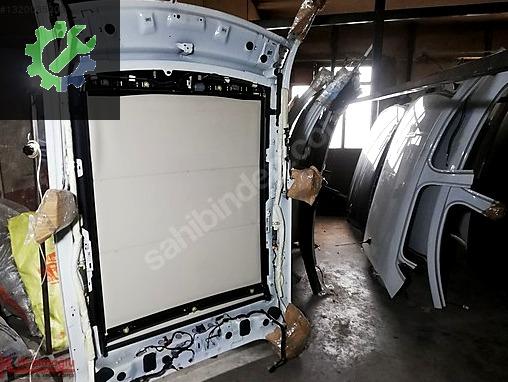 Land Rover Range Rover Kesme Tavan Sacı çıkma parça