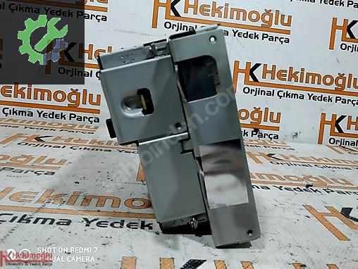 Land Rover Range Rover Beyin AH42-15K63-AA çıkma parça