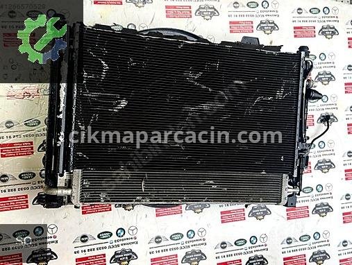 Land Rover Range Rover Radyatör GJ328K230 çıkma parça