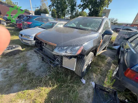 Volkswagen Touareg Far çıkma parça