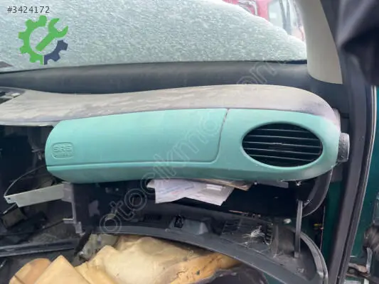 Mercedes-Benz A Serisi Hava Yastığı çıkma parça