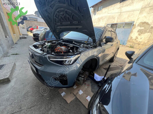 Volvo XC40 Motor Beyni çıkma parça