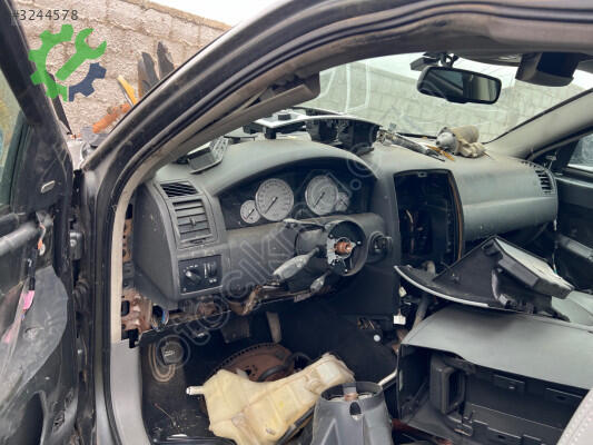 Chrysler 300 Çamurluk çıkma parça