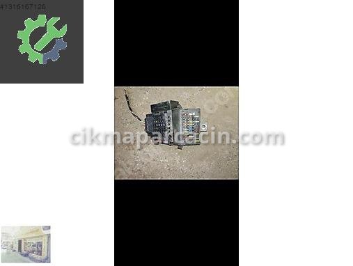 Renault Laguna Sigorta Kutusu 7703297843 çıkma parça