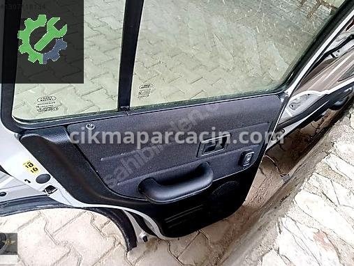 Land Rover Freelander Sağ Kapı çıkma parça
