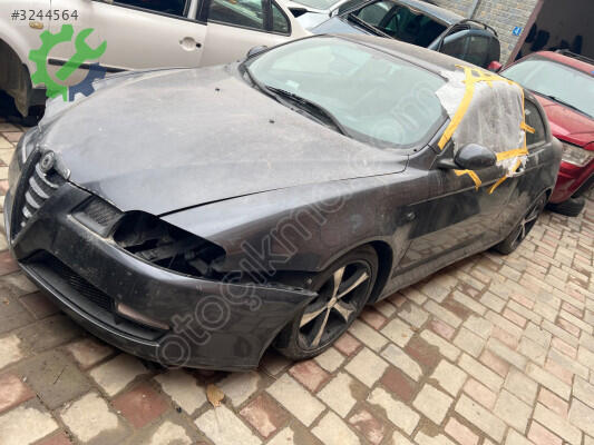 Alfa Romeo GT Motor Komple çıkma parça