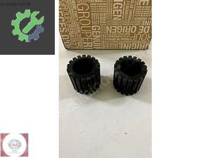 MASTER 1-2-3 MOVANO A ARKA MAKAS TAKOZU 2 PARCA MAİS 7702258273