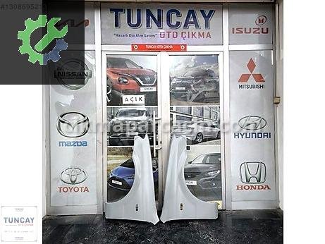 Mazda 323 Çamurluk (Ön) çıkma parça