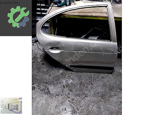 MEGANE 1 SAĞ ARKA KAPI ORJİNAL ÇIKMA
