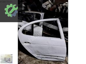 MEGANE 1 SAĞ ARKA KAPI ORJİNAL ÇIKMA 7751467868 7751471076