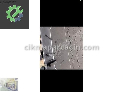 Renault Megane Sigorta Kutusu 7703297190 çıkma parça