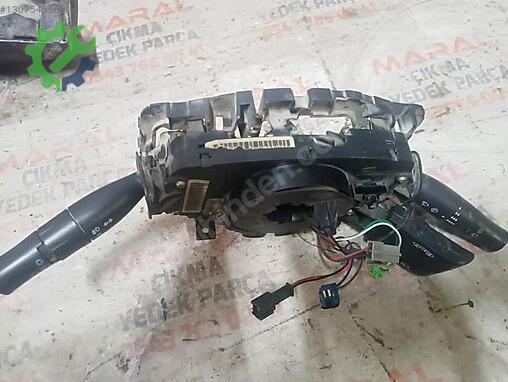 Renault Megane Silecek Kolu çıkma parça