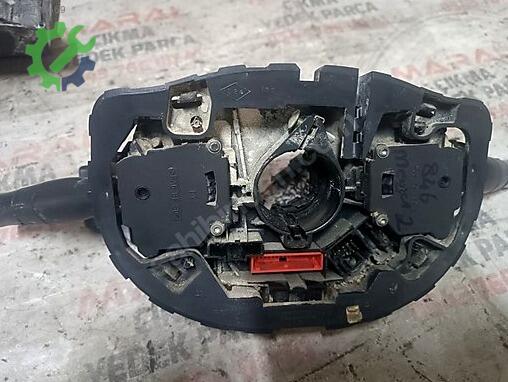 Renault Megane Silecek Kolu çıkma parça