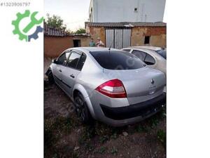 MEGANE 2 KAPILAR BAGAJ VERİLİR