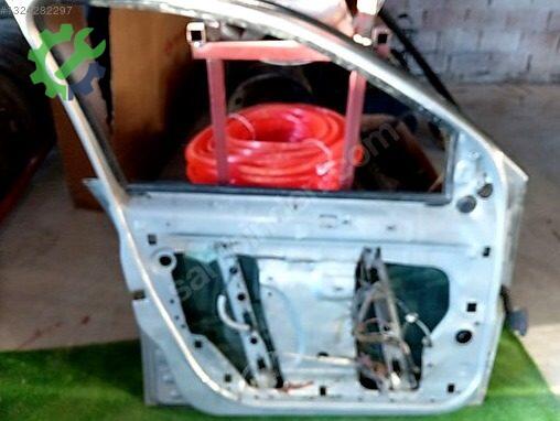 Renault Megane Kapı (Ön Sol) çıkma parça