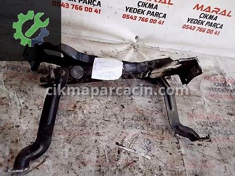 Renault Megane Travers çıkma parça