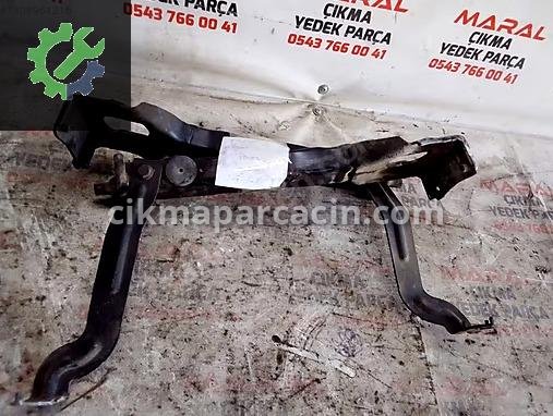 Renault Megane Travers çıkma parça