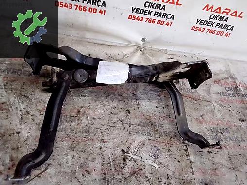 Renault Megane Travers çıkma parça