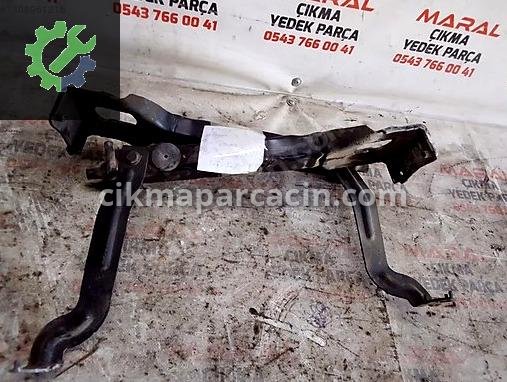 Renault Megane Travers çıkma parça