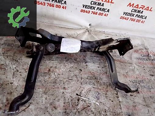 Renault Megane Travers çıkma parça