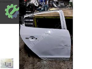 MEGANE 3 SAĞ ARKA KAPI ORJİNAL ÇIKMA 821006014R