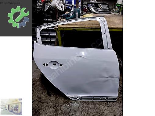 MEGANE 3 SAĞ ARKA KAPI ORJİNAL ÇIKMA 821006014R