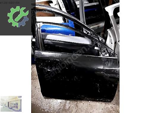 MEGANE 3 SAĞ ÖN KAPI ORJİNAL ÇIKMA 801009623R